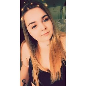 Meet your Posher, Rebecca